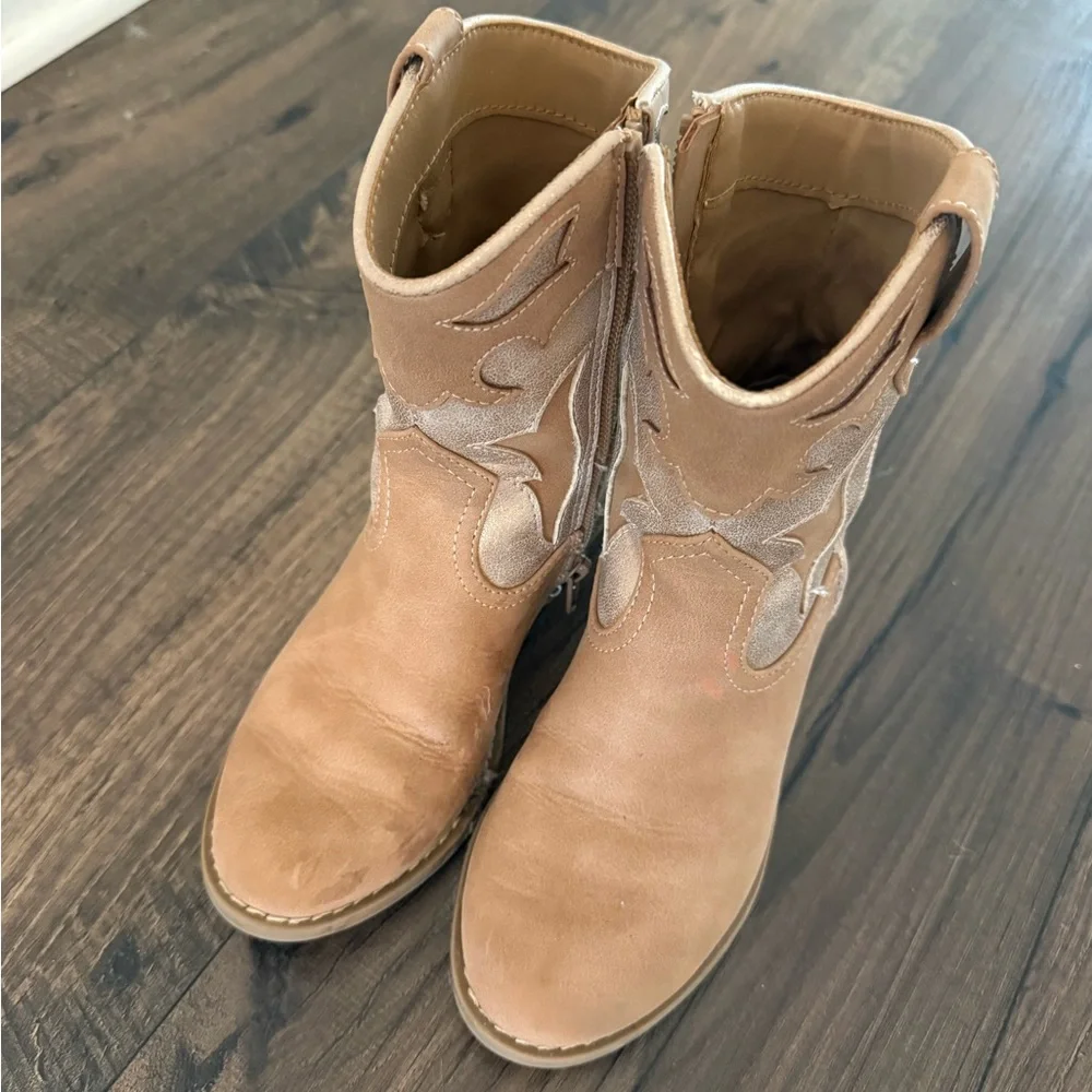 Dolce Vita Lucky Western Boots